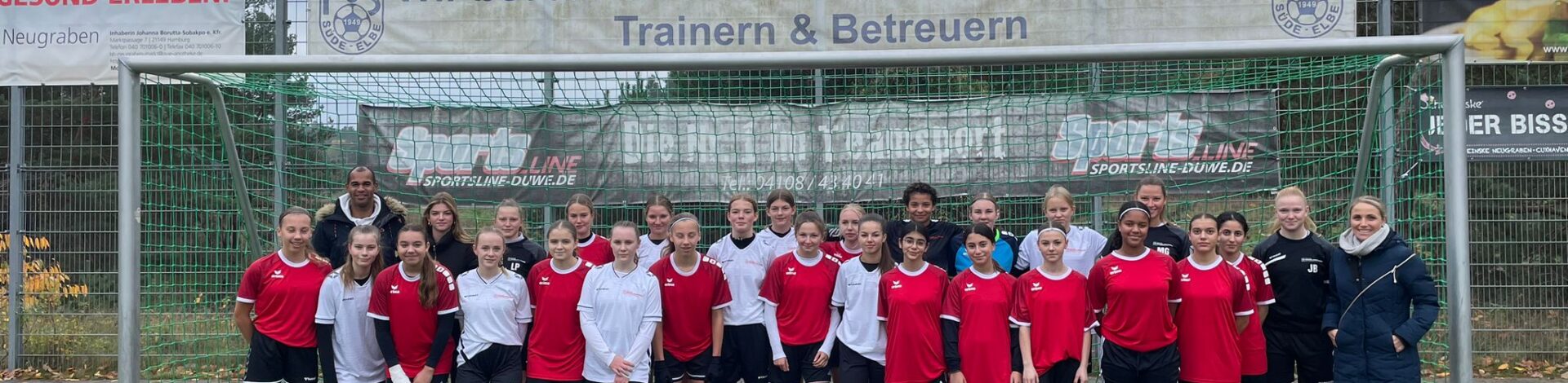 Testspiel der Fußballerinnen gegen Bremer Sportschule